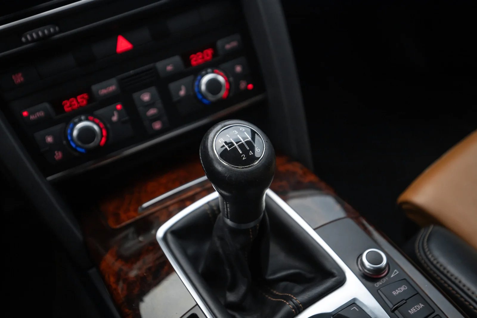 AUDI A6 EXCLUSIVE 2.0TDI 100KW