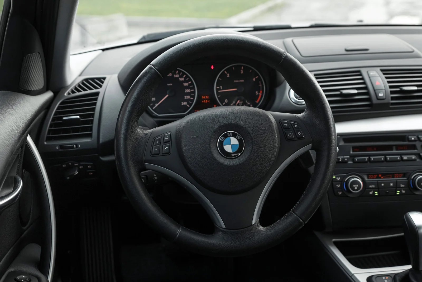 BMW 118D 2.0D 105KW ALPINEWEISS AUTOAMTS