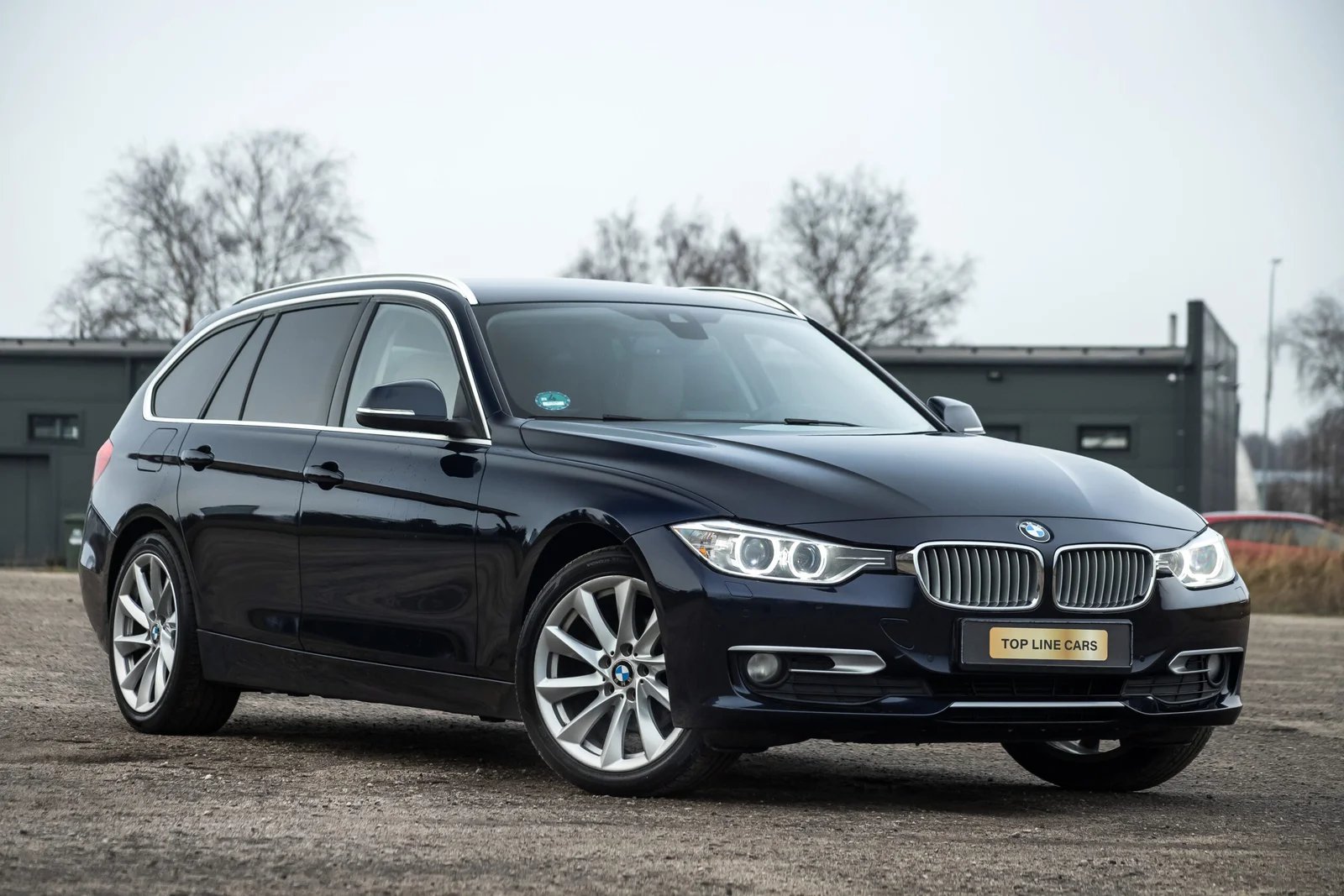 BMW 318D F30 2.0D INDIVIDUAL
