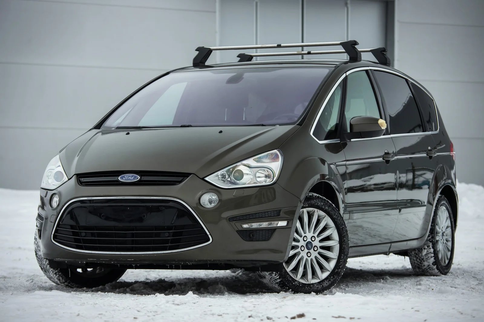 FORD S-MAX TITANIUM 2.0D 100KW FACELIFT 7SEATS