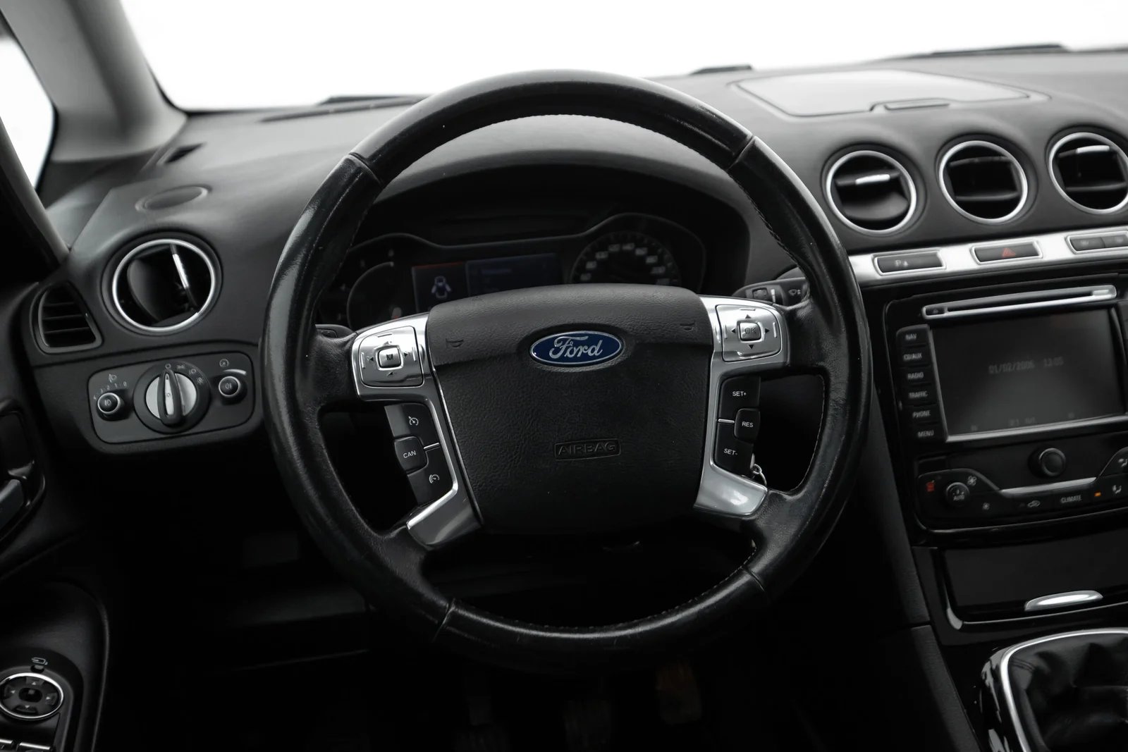 FORD S-MAX TITANIUM 2.0D 100KW FACELIFT 7SEATS