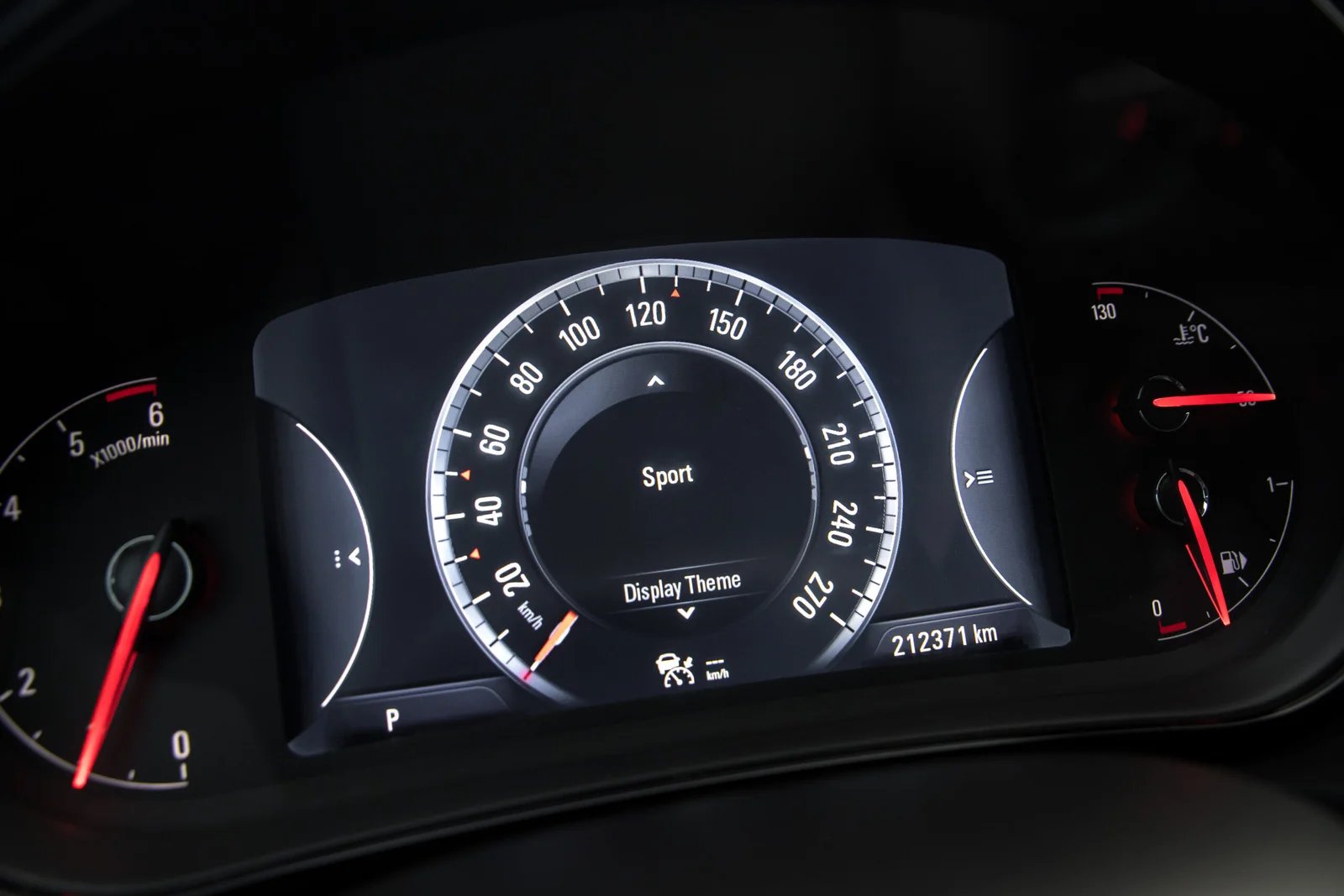 OPEL INSIGNIA OPC LINE 2.0D 143KW 4×4