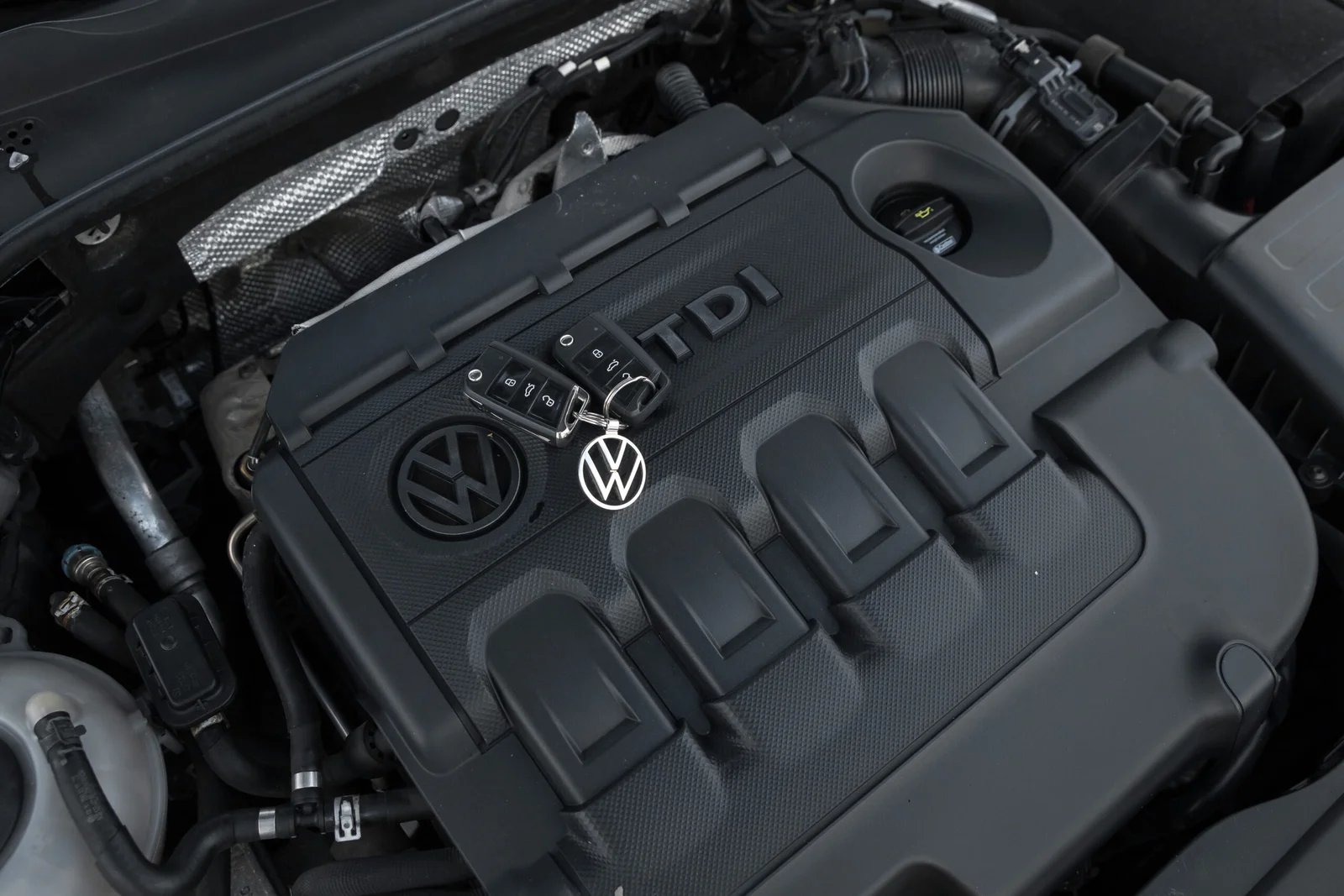 VW GOLF 7 SPORT 1.6D AUTOMATS
