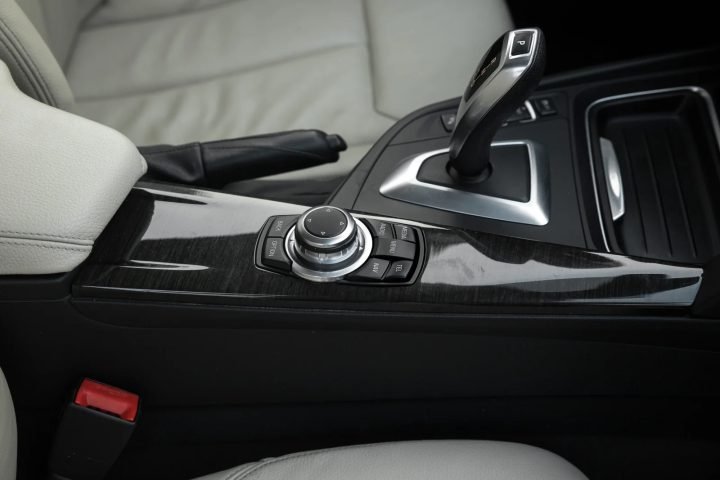 BMW 318D F30 2.0D INDIVIDUAL