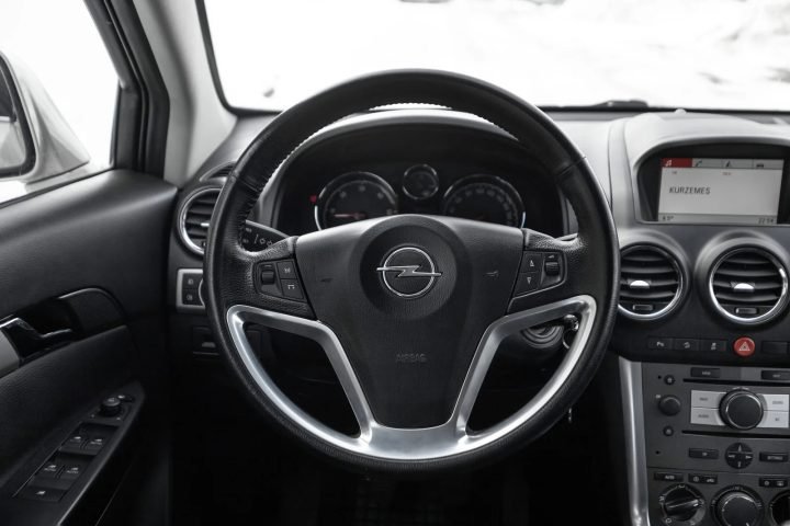 Opel Antara Cosmo 2.2CDTi 4×4