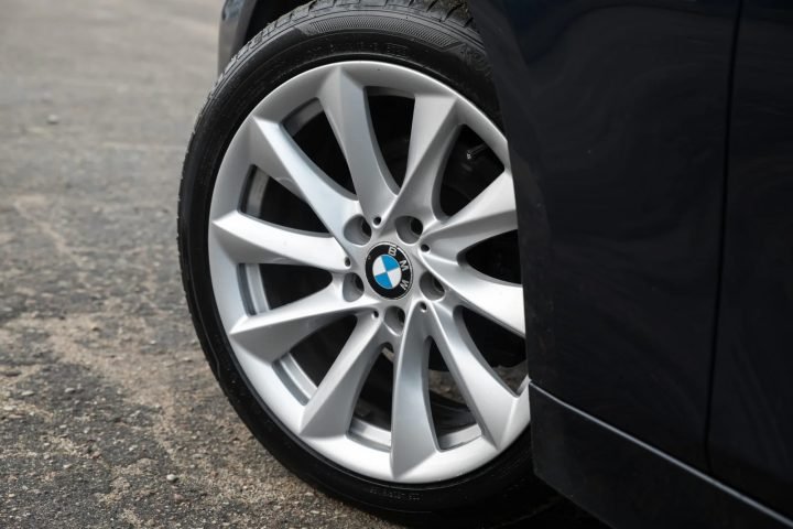BMW 318D F30 2.0D INDIVIDUAL