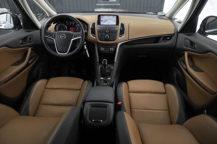 Opel Zafira Tour OPC-Line