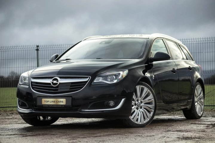 OPEL INSIGNIA OPC LINE 2.0D 143KW 4×4