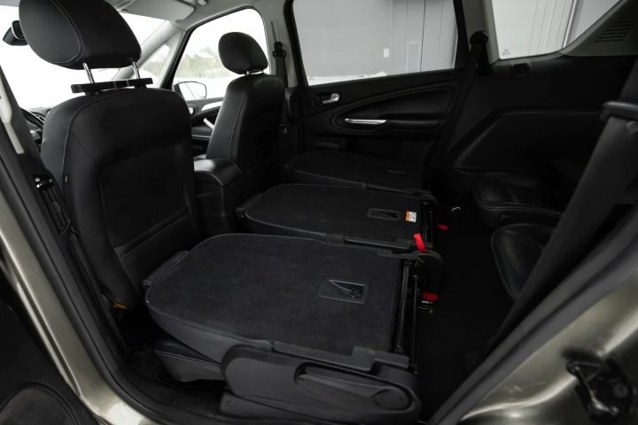 FORD S-MAX TITANIUM 2.0D 100KW FACELIFT 7SEATS
