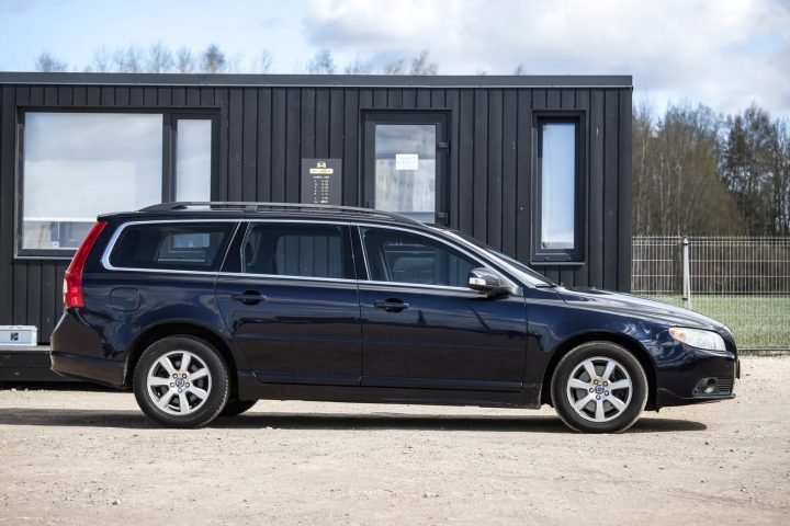 VOLVO V70 MOMENTUM 2.0D 120KW