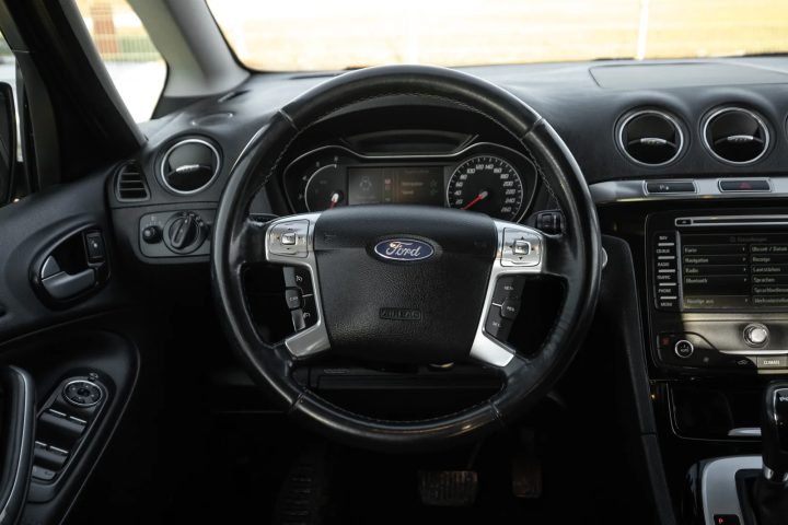 FORD S-MAX TITANIUM 2.0D 120KW AUTOMATS
