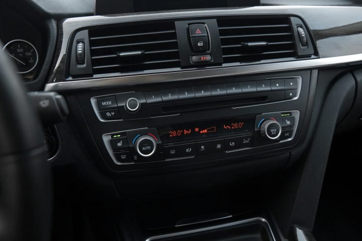 BMW 318D F30 2.0D INDIVIDUAL