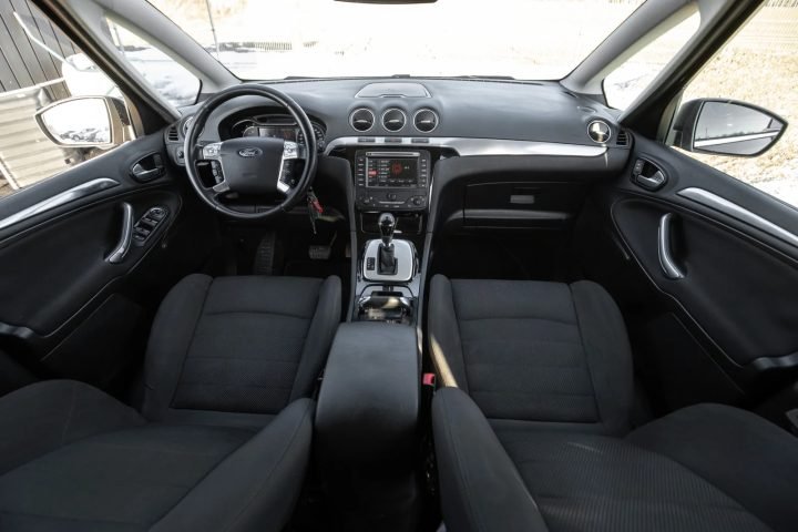 FORD S-MAX TITANIUM 2.2D 147KW AUTOMATS PILNAIS
