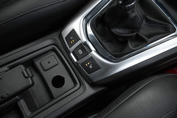 Opel Antara Cosmo 2.2CDTi 4×4