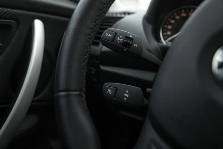 BMW 118D 2.0D 105KW ALPINEWEISS AUTOAMTS