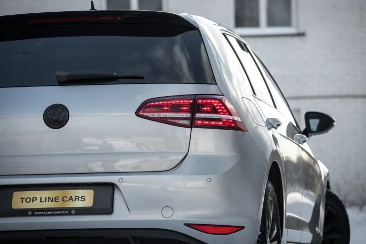 VW GOLF 7 SPORT 1.6D AUTOMATS
