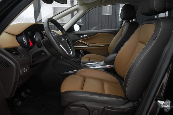 Opel Zafira Tour OPC-Line