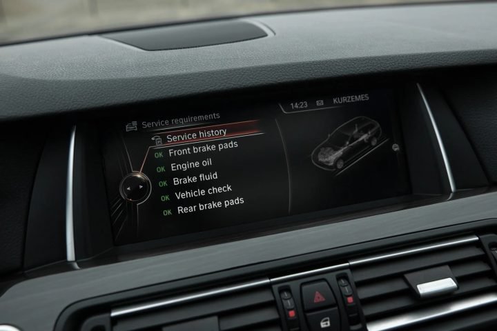 BMW INDIVIDUAL F11 530D 30D 190KW FACELIFT