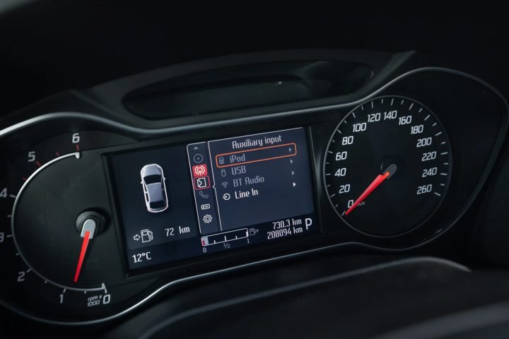 FORD S-MAX TITANIUM 2.2D 147KW AUTOMATS PILNAIS